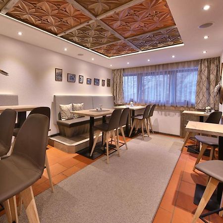 Hotel Garni Fiegl Apart Зёльден Экстерьер фото
