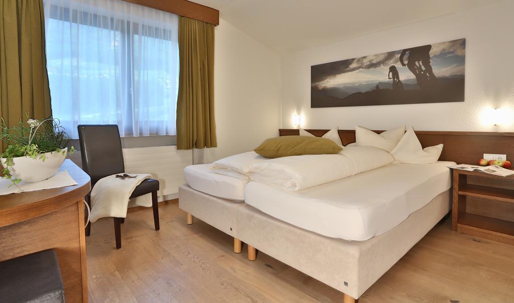 Hotel Garni Fiegl Apart Зёльден Экстерьер фото