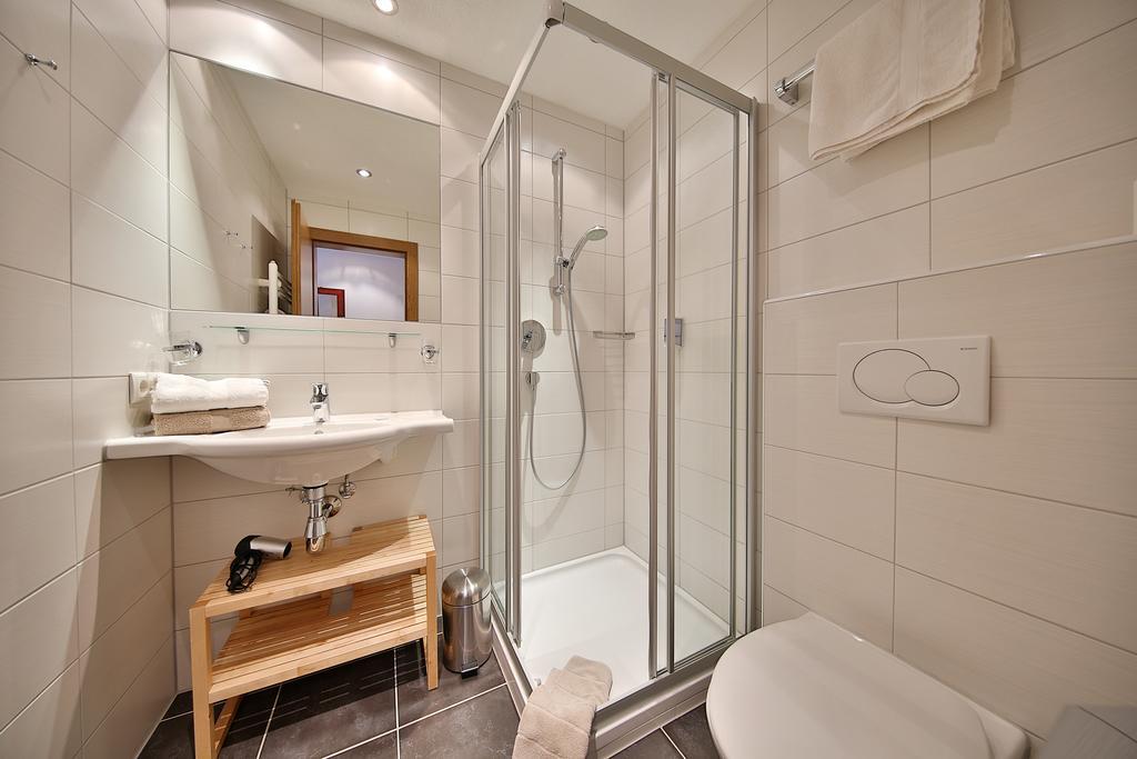 Hotel Garni Fiegl Apart Зёльден Экстерьер фото