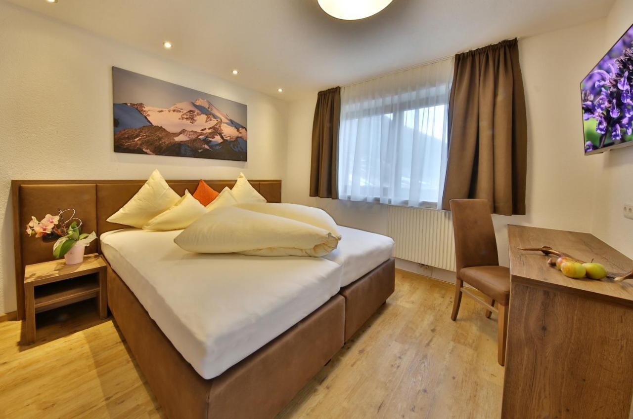 Hotel Garni Fiegl Apart Зёльден Номер фото