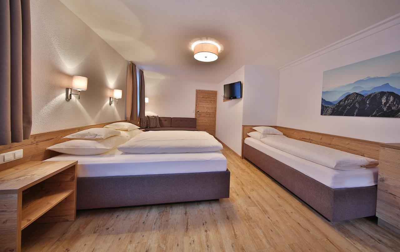 Hotel Garni Fiegl Apart Зёльден Экстерьер фото